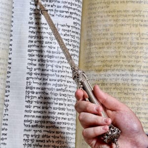 Joey G Photography, Joeygphoto ,photo art, Hand that is holding the hand that reads the Torah 1441